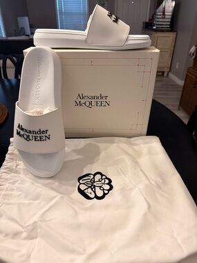 Alexander McQueen White Slide Sandals with Black Logo